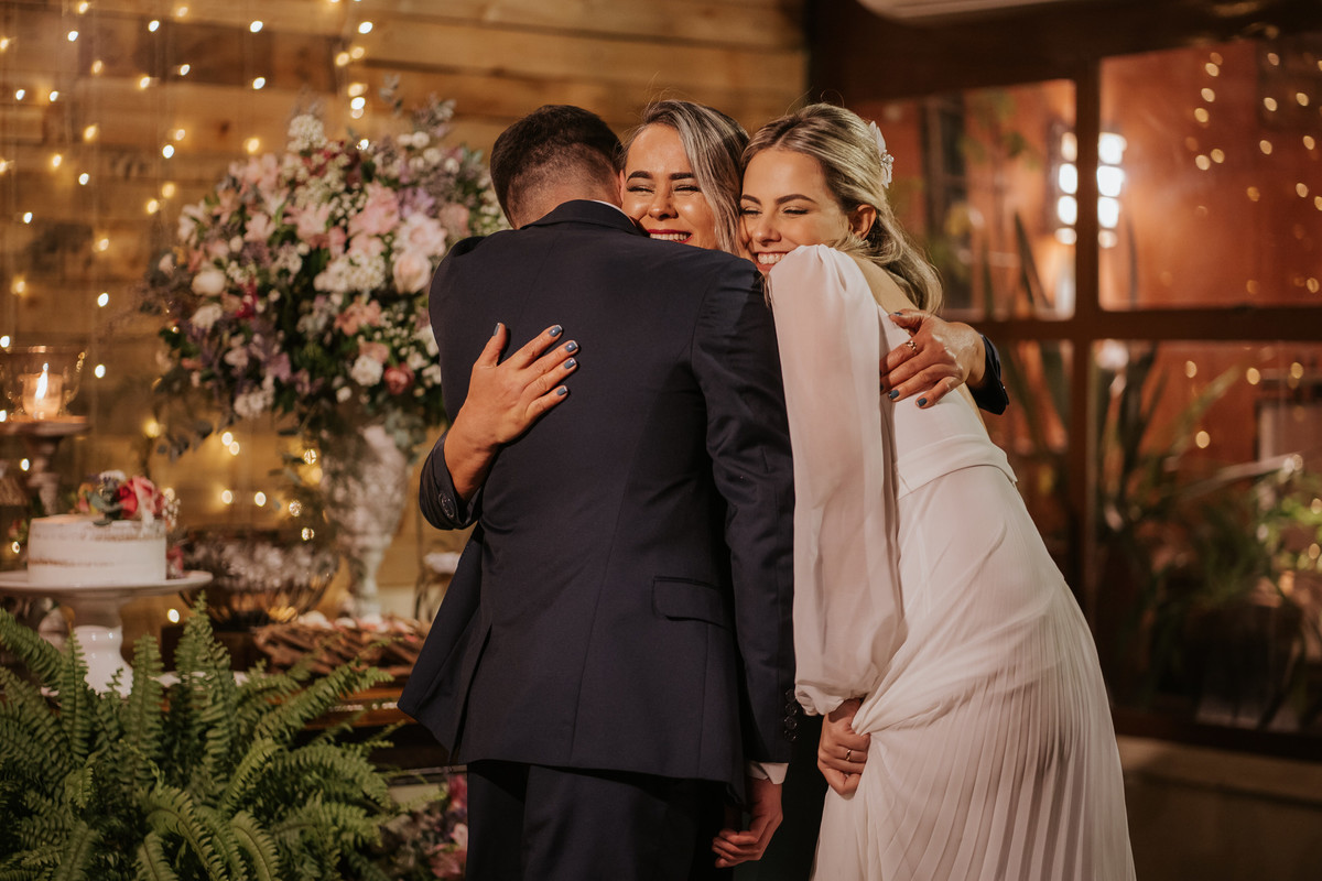 casamento, wedding, mini wedding, restaurante, cerimônia, cerimônia íntima, restaurante flores na varanda, flores na varanda, cerimônia intimista, casamento intimista, intimista, festa intimista, dia da noiva, noiva, dress bride, bride, vestido de noiva