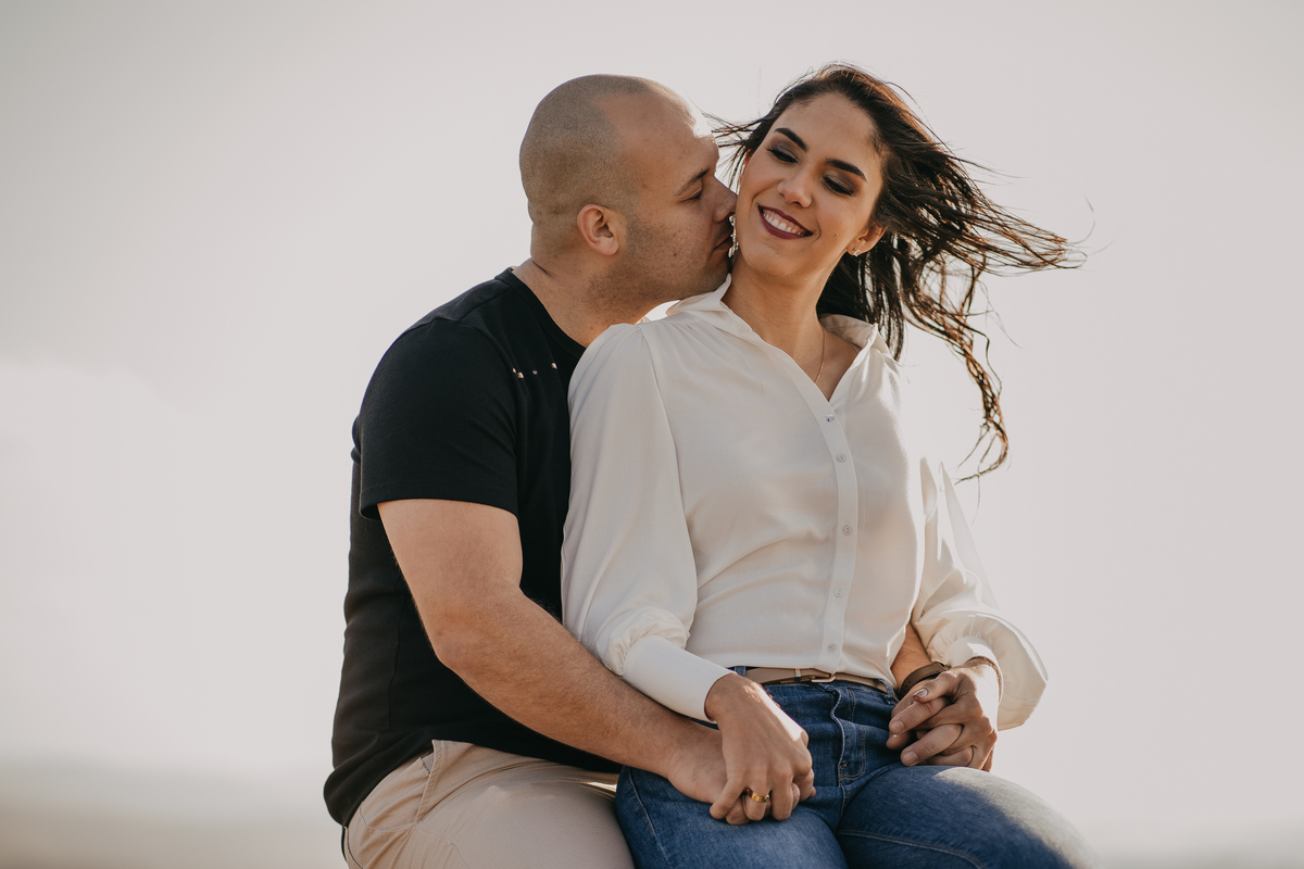 pré-wedding, wedding, ensaio, ensaio fotográfico, foto de casal, casal, noivos, noiva, morro do capuava, namorados