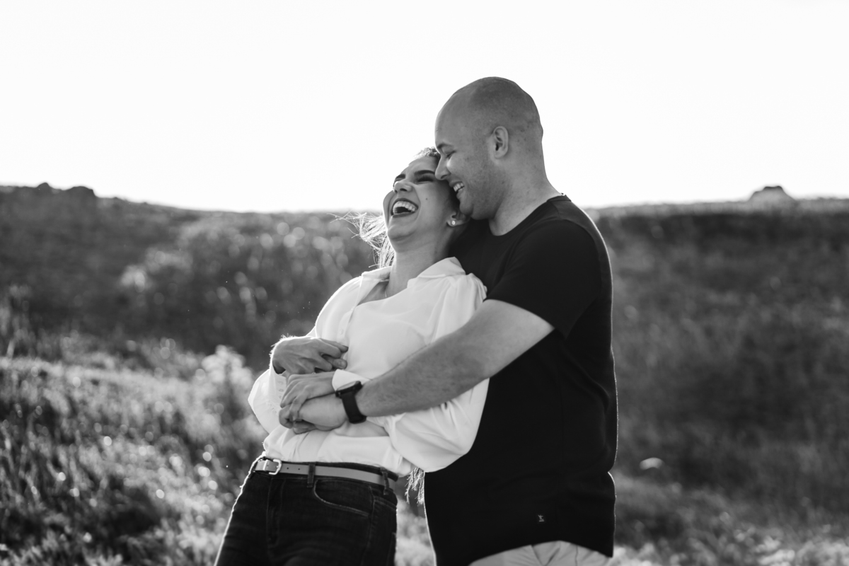 pré-wedding, wedding, ensaio, ensaio fotográfico, foto de casal, casal, noivos, noiva, morro do capuava, namorados