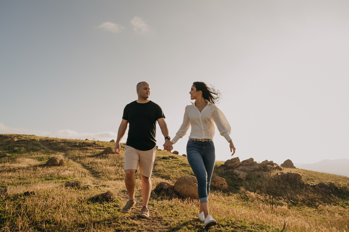pré-wedding, wedding, ensaio, ensaio fotográfico, foto de casal, casal, noivos, noiva, morro do capuava, namorados