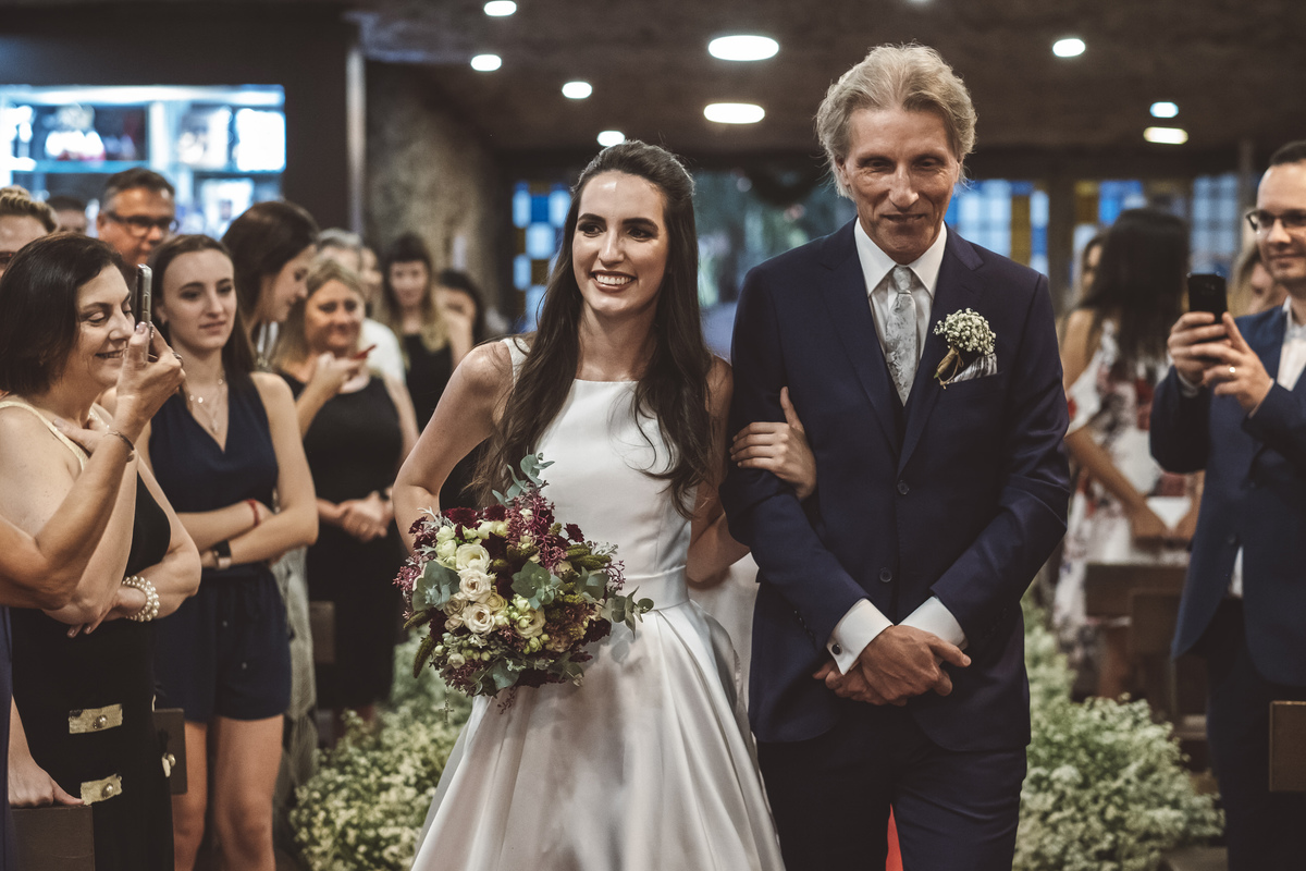 wedding, casamento, casamento tradicional, cerimônia de casamento, dia da noiva, vestido de noiva, noiva, foto de casamento, fotografo de casamento, bride, wedding dress, igreja da gruta, casamento católico, cerimônia católica, nossa senhora da gruta