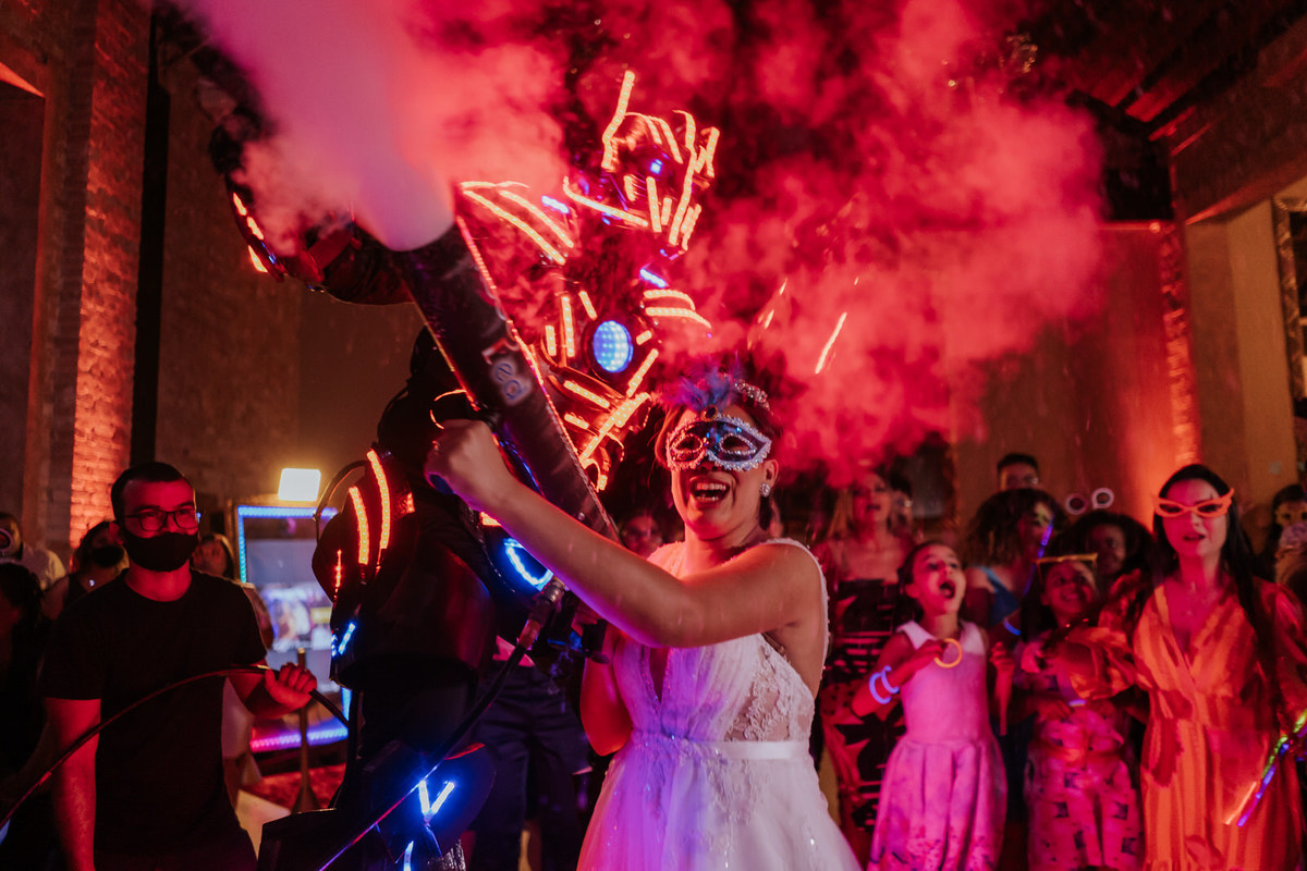 wedding, casamento, buffet, casamento em buffet, buffet para casamento, cerimônia casamento, festa de casamento, dia da noiva, vestido de noiva, noiva, foto de casamento, fotografo de casamento, villaggio europeo, robô para evento