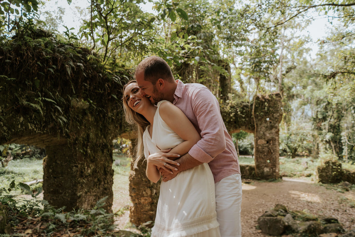 ensaio, ensaio fotográfico, ensaio de casal, foto de casal, pre-wedding, ensaio fotográfico casal, ensaio fotográfico casal de namorados, noivos, ensaio fotográfico casal praia, foto de noivos, ensaio de noivos, praia, praia das conchas