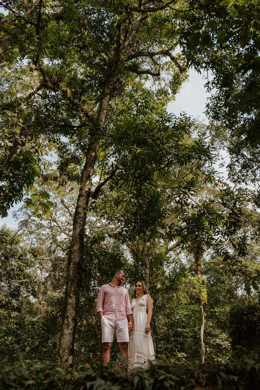 ensaio, ensaio fotográfico, ensaio de casal, foto de casal, pre-wedding, ensaio fotográfico casal, ensaio fotográfico casal de namorados, noivos, ensaio fotográfico casal praia, foto de noivos, ensaio de noivos, praia, praia das conchas