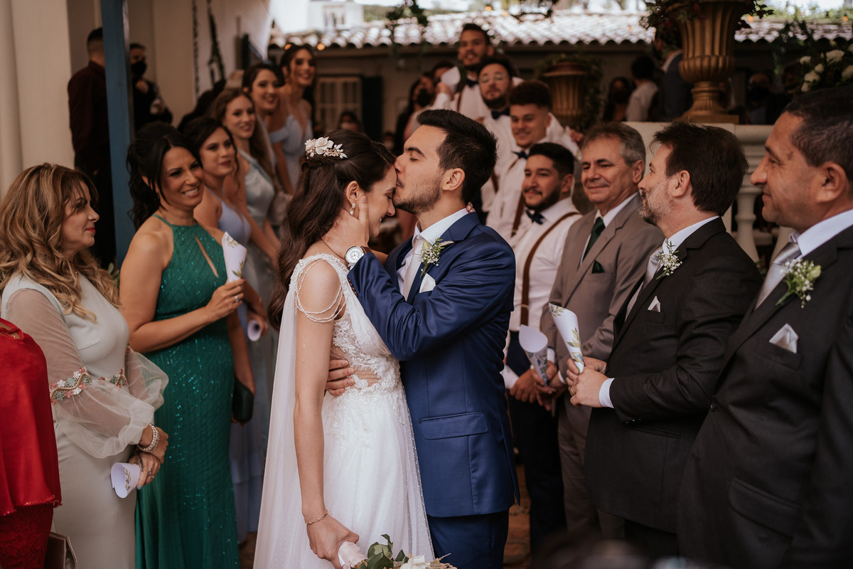 casamento, wedding, casamento bucólico, casamento no campo, noiva, dia da noiva, bride, vestido de noiva, maquiagem de noiva, wedding dress, cerimônia de casamento, espaço canto das heras, bucólico, casamento elegante, casamento sofisticado, alianças