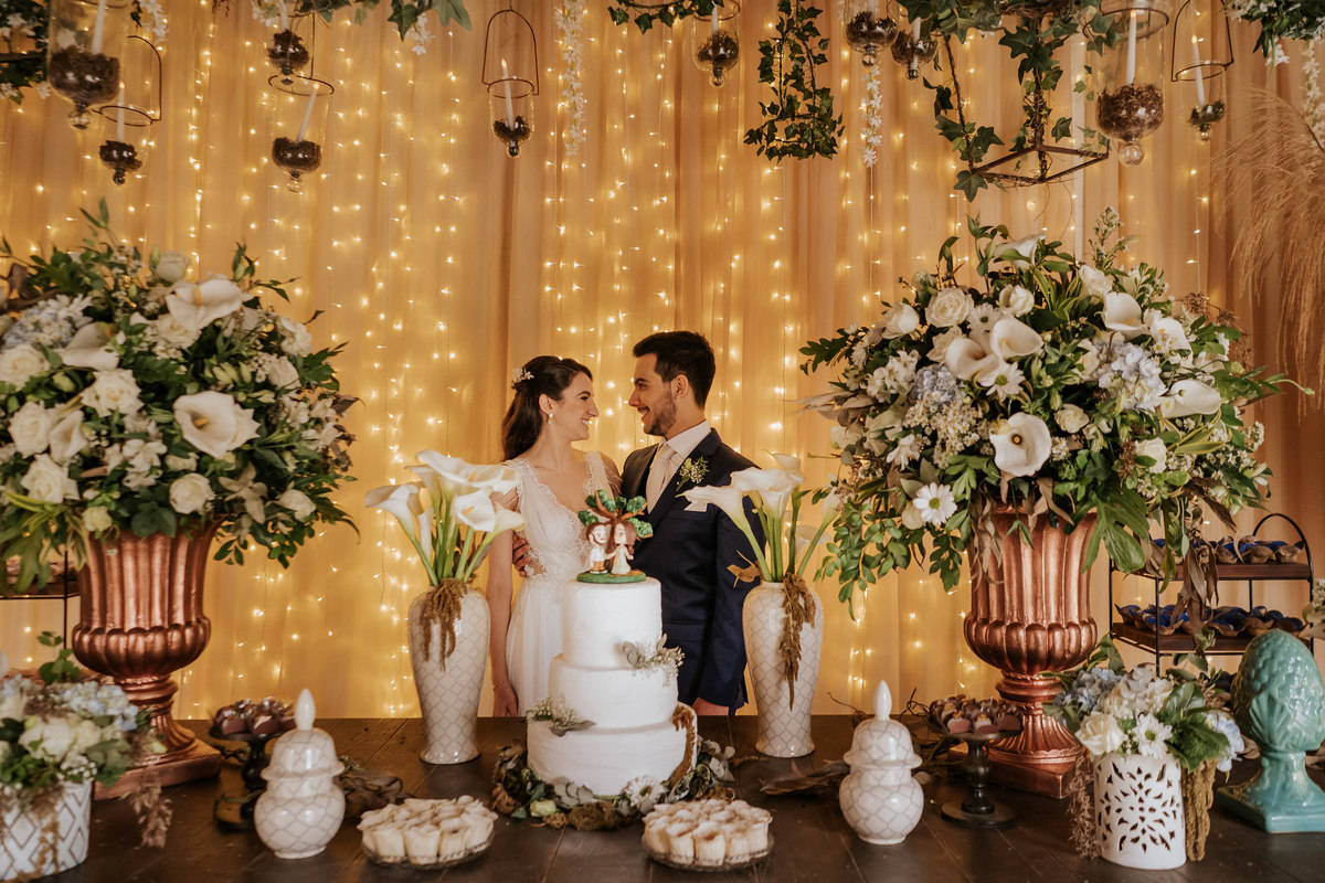 casamento, wedding, casamento bucólico, casamento no campo, noiva, dia da noiva, bride, vestido de noiva, maquiagem de noiva, wedding dress, cerimônia de casamento, espaço canto das heras, bucólico, casamento elegante, casamento sofisticado, alianças