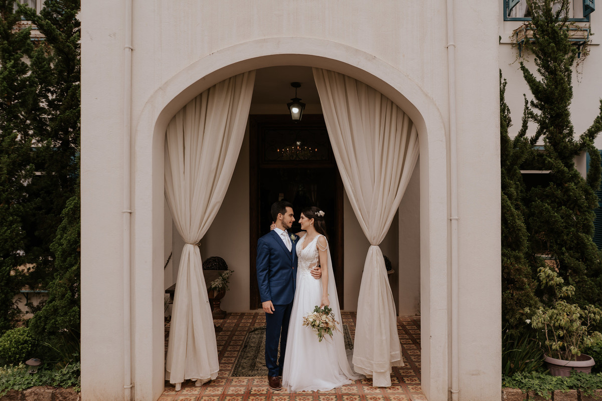 casamento, wedding, casamento bucólico, casamento no campo, noiva, dia da noiva, bride, vestido de noiva, maquiagem de noiva, wedding dress, cerimônia de casamento, espaço canto das heras, bucólico, casamento elegante, casamento sofisticado, alianças