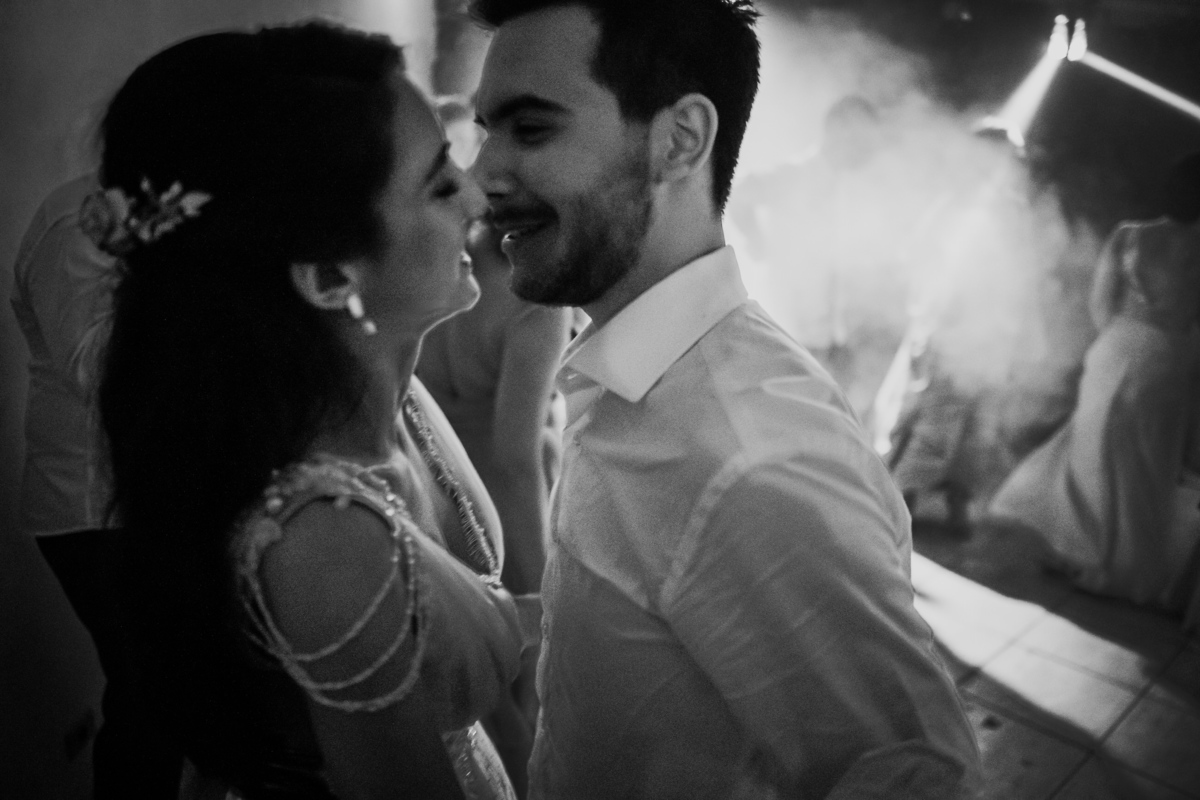 casamento, wedding, casamento bucólico, casamento no campo, noiva, dia da noiva, bride, vestido de noiva, maquiagem de noiva, wedding dress, cerimônia de casamento, espaço canto das heras, bucólico, casamento elegante, casamento sofisticado, alianças