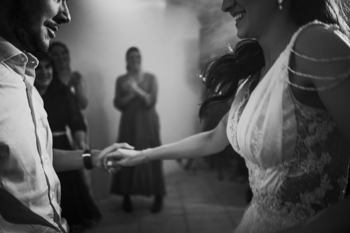 casamento, wedding, casamento bucólico, casamento no campo, noiva, dia da noiva, bride, vestido de noiva, maquiagem de noiva, wedding dress, cerimônia de casamento, espaço canto das heras, bucólico, casamento elegante, casamento sofisticado, alianças