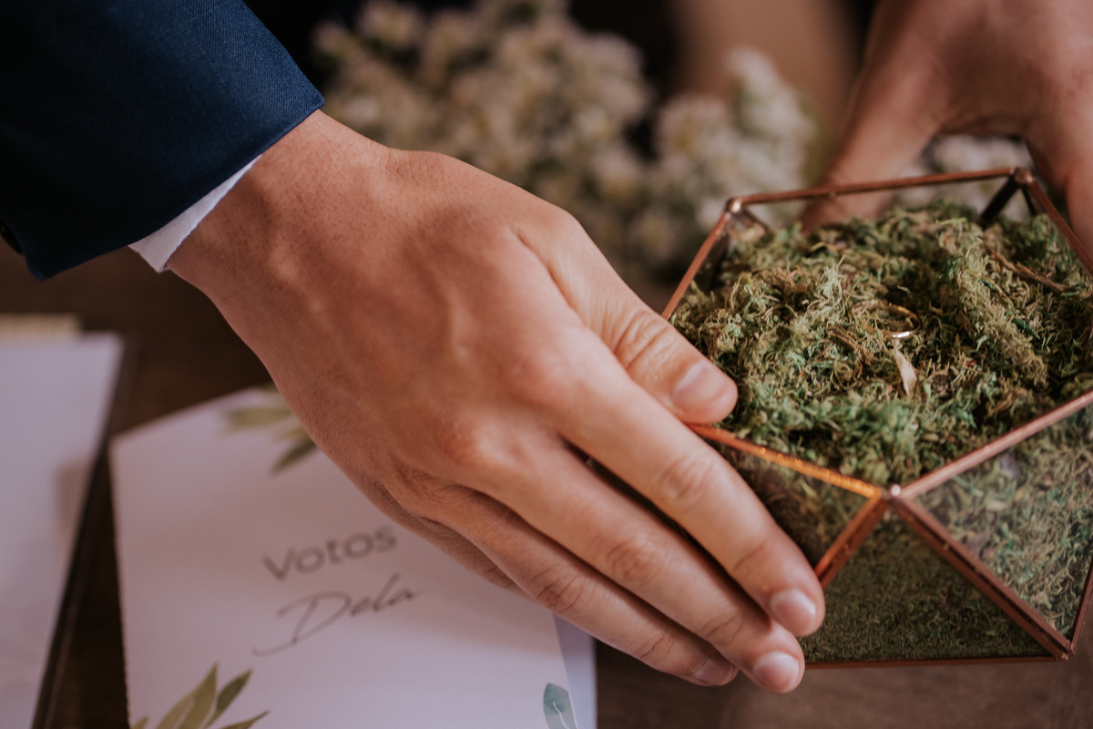 casamento, wedding, casamento bucólico, casamento no campo, noiva, dia da noiva, bride, vestido de noiva, maquiagem de noiva, wedding dress, cerimônia de casamento, espaço canto das heras, bucólico, casamento elegante, casamento sofisticado, alianças