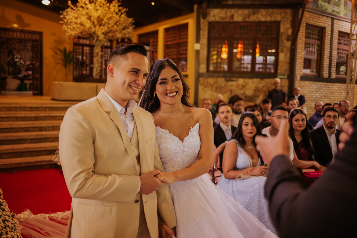 casamento, wedding, casamento no campo, noiva, dia da noiva, bride, vestido de noiva, maquiagem de noiva, wedding dress, cerimônia de casamento, afrikan house 