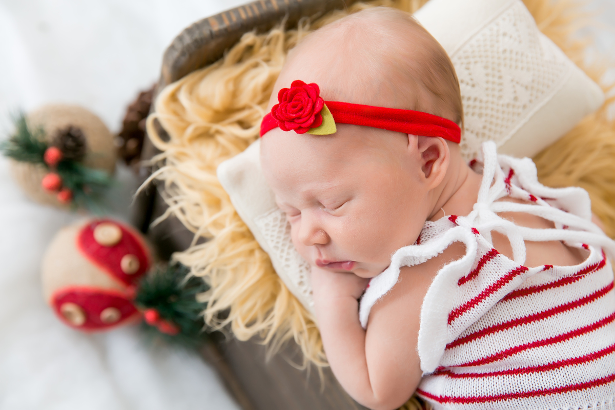  sessao natal, newborn de natal foto de familia foto com pais  newborn de menina  bebe galega flash bebe de bruco ensaio newborn em estudio newborn em santos newborn na baixada jo e le farah