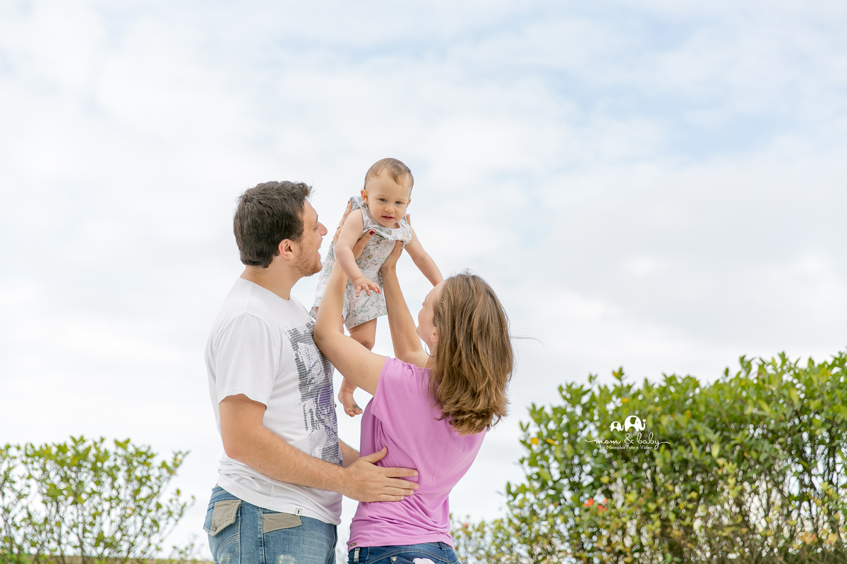 fotografas em santos,estúdio fotográfico em santos,melhores fotografos de santos,especialistas em bebes em santos,fotografia lifestyle em santos,ensaio da casa do cliente,bebe faz 1 ano,jo farah leticia farah,fotografos da baixada santista,foto defamilia