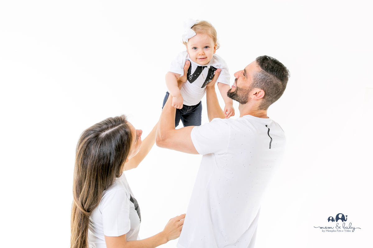 Sessão de fotos em santos,melhores fotografos de santos,estudio fotografico na baixada santista,especialistas em bebe vanderlei,goleiro do santos, vanderlei muralha , ensaio familia,estudio fotografico jo farah leticia farah mom and baby santos santos sp