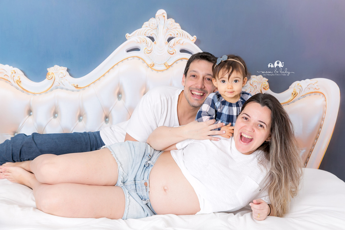 fotografas de santosestudio fotografico em santos,jo farah leticia farah,mom and baby santos,acompanhamento fotografico de bebes em santos,fotos mensais de bebe,melhores fotografas de santos,ensaio de 11 meses,,bebe menina, dia dos pais 