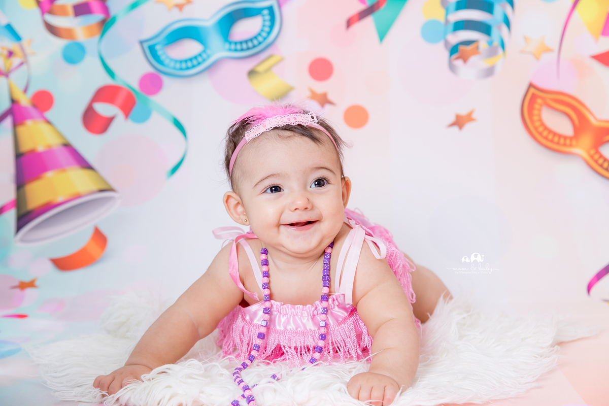 fotografas de santosestudio fotografico em santos,jo farah leticia farah,mom and baby santos,acompanhamento fotografico de bebes em santos,fotos mensais de bebe,melhores fotografas de santos,ensaio de 5 meses,,bebe menina