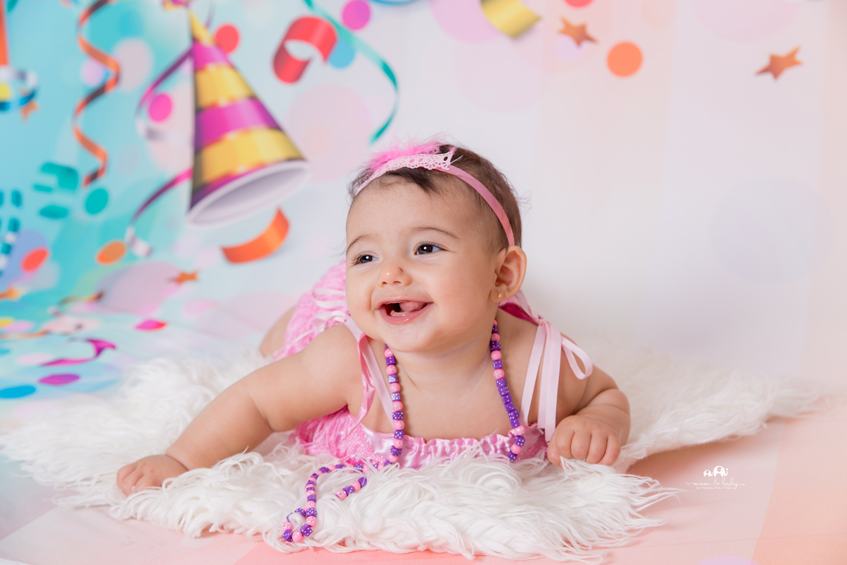 fotografas de santosestudio fotografico em santos,jo farah leticia farah,mom and baby santos,acompanhamento fotografico de bebes em santos,fotos mensais de bebe,melhores fotografas de santos,ensaio de 5 meses,,bebe menina