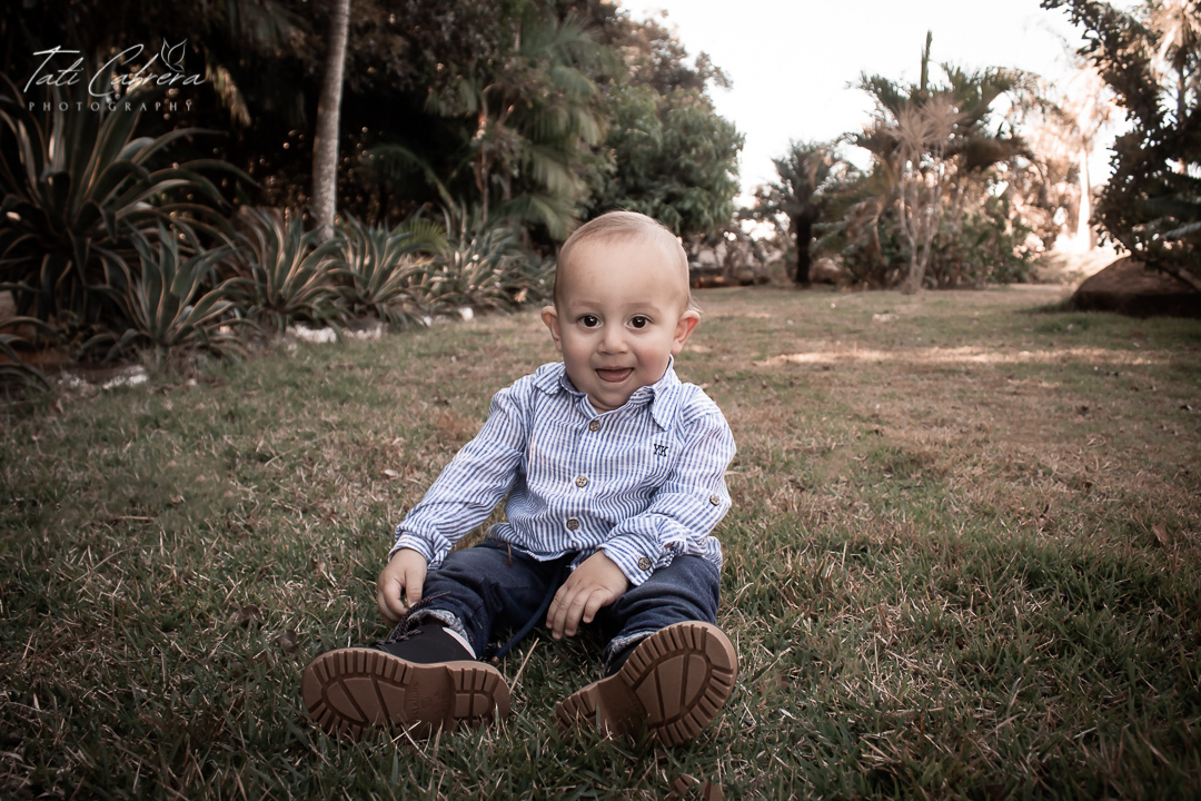 Fotos da fotografa Tati Cabrera Fotografia, realizadas na Chácara Attenas na cidade de Marialva-PR