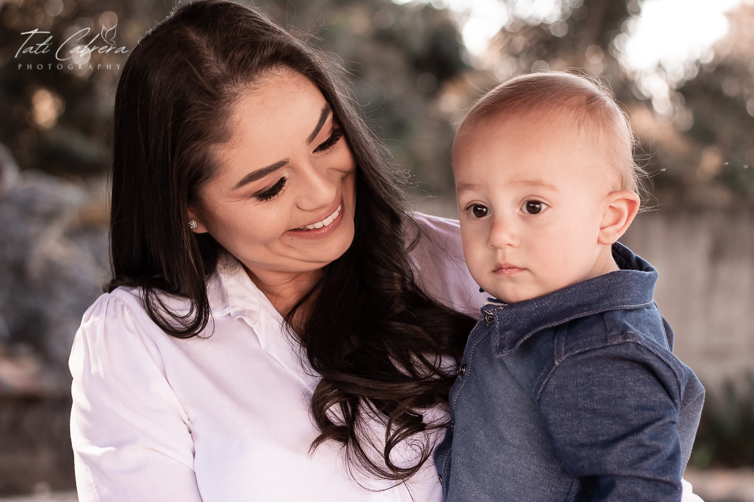 Fotos da fotografa Tati Cabrera Fotografia, realizadas na Chácara Attenas na cidade de Marialva-PR