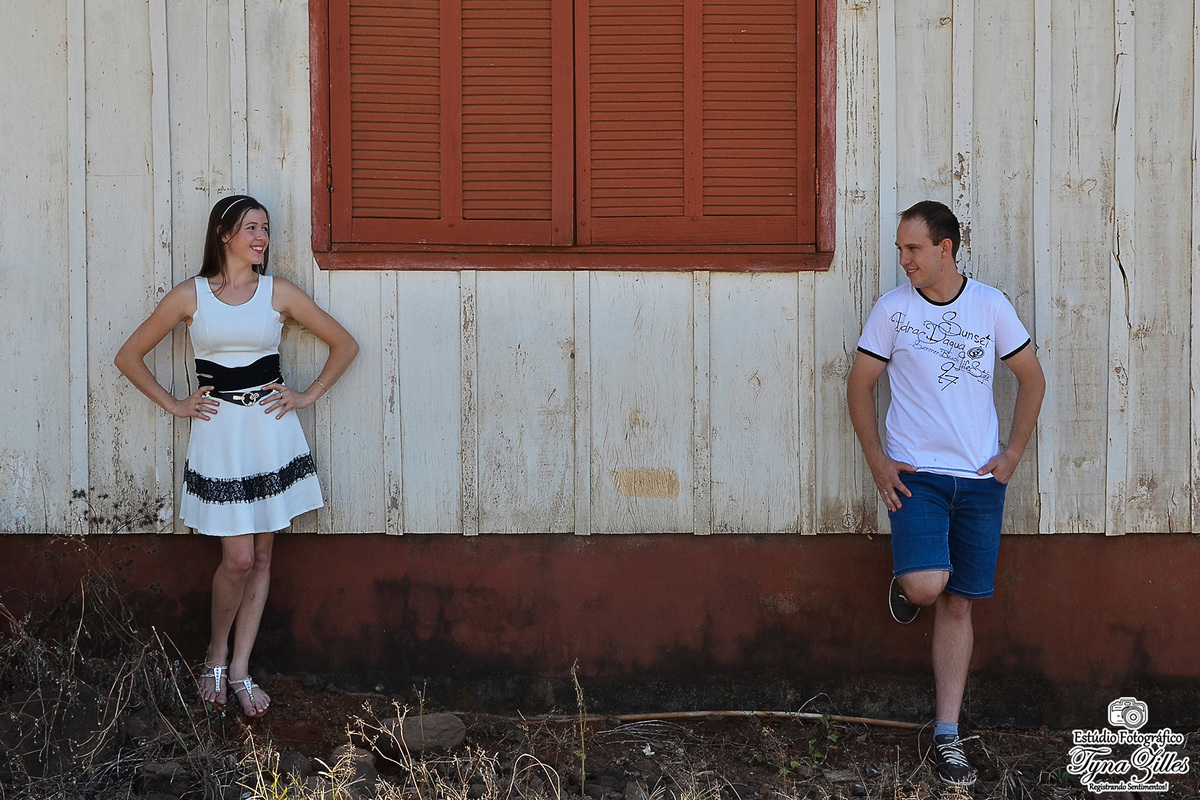 ensaio-casal-fotos-externas-pré-casamento-thash-the-dress