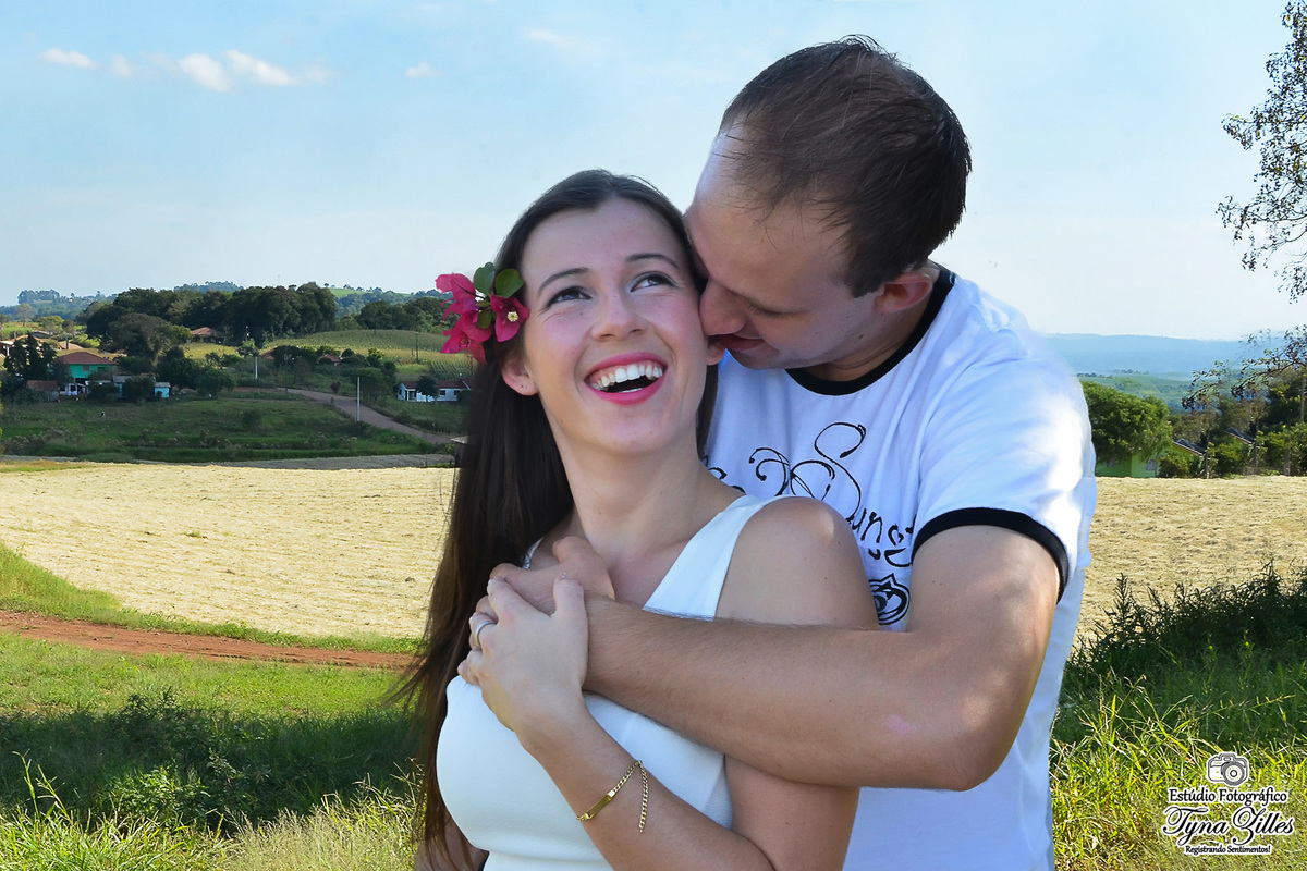 ensaio-casal-fotos-externas-pré-casamento-thash-the-dress