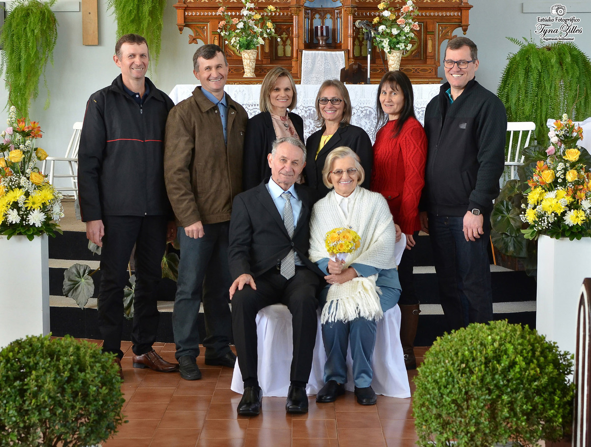 bodas-de-ouro-casal-50-anos-abençoados-união-familia-amor-sao-joao-do-oeste