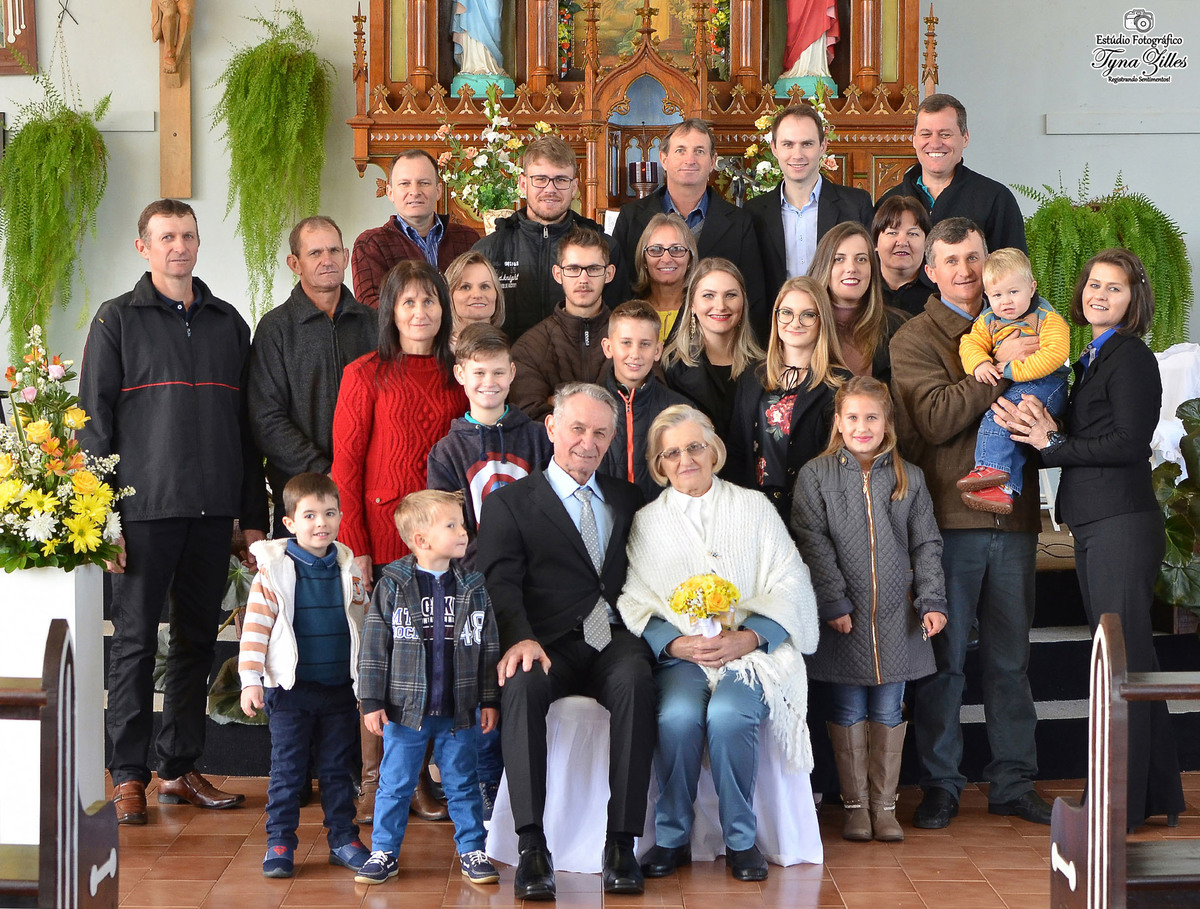 bodas-de-ouro-casal-50-anos-abençoados-união-familia-amor-sao-joao-do-oeste