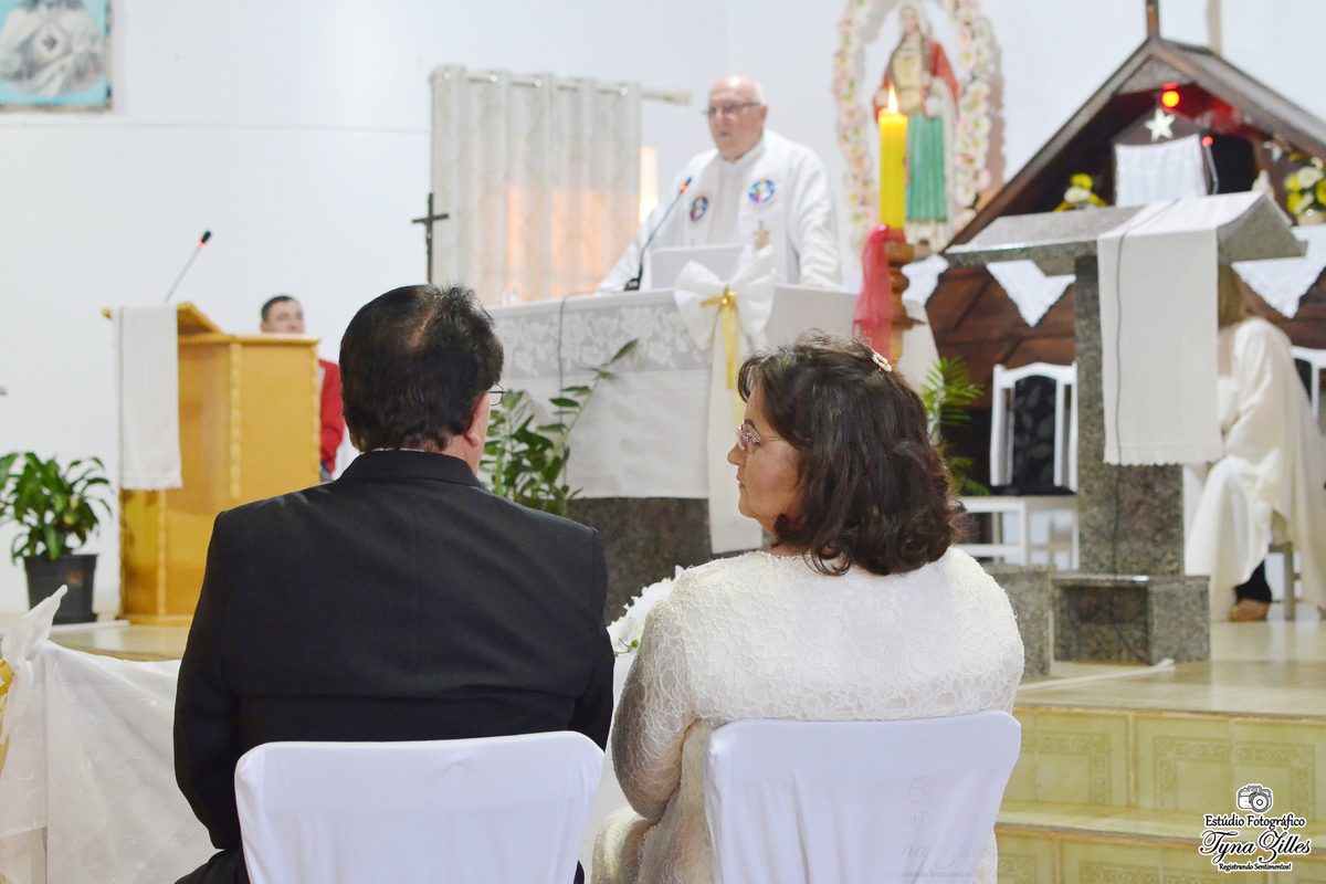 bodas-de-ouro-casal-aniversario-casamento-interior-filhos-familia-uniao-amor-benção