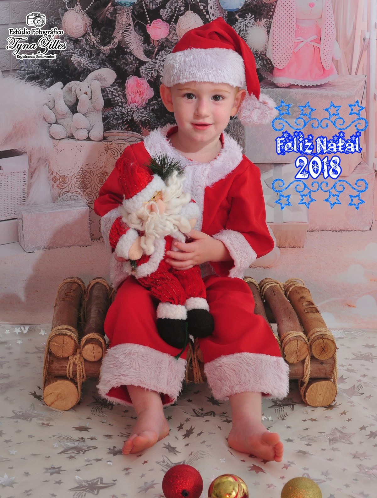 natal-2018-criancas-bebes-christmas-baby-children-foto-estudio-studio-alegria-amor-presente-papai-noel