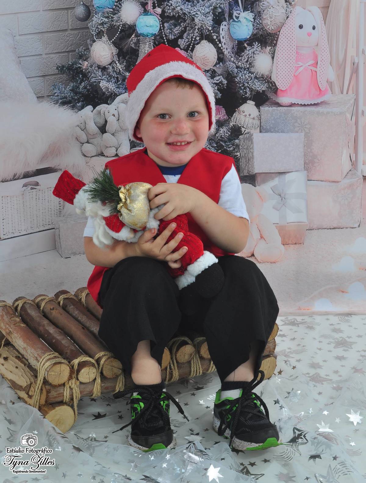 natal-2018-criancas-bebes-christmas-baby-children-foto-estudio-studio-alegria-amor-presente-papai-noel