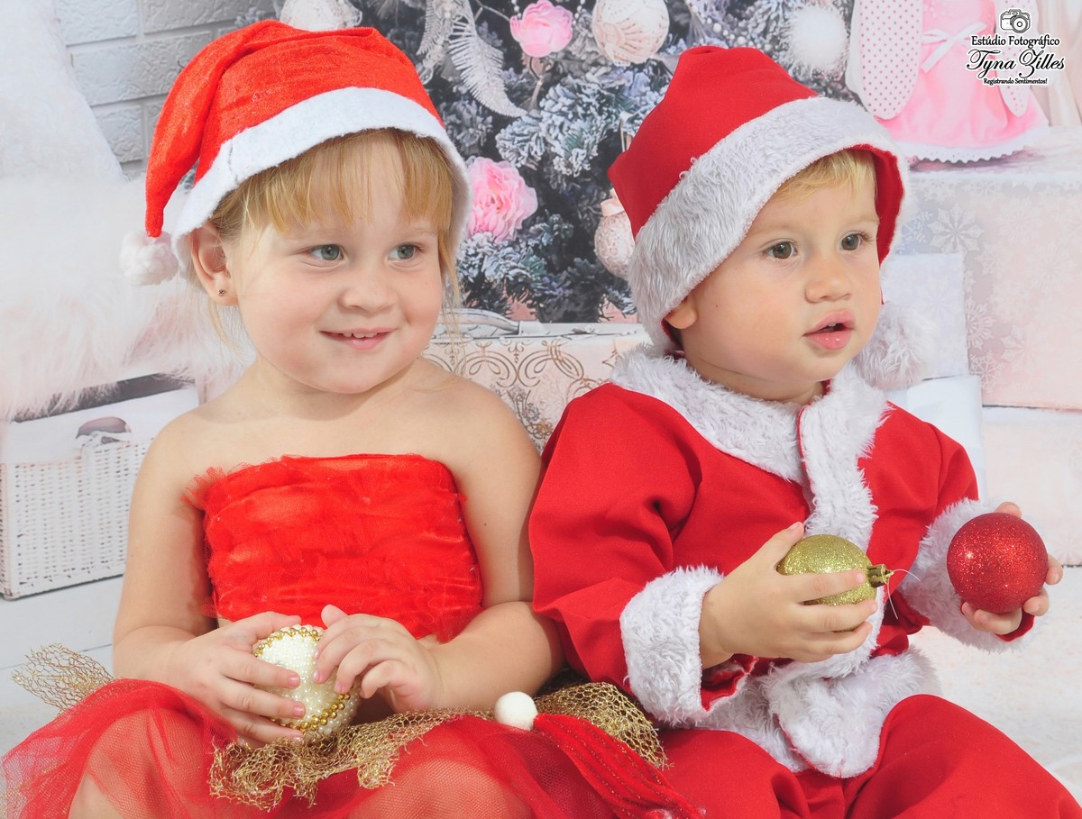 natal-2018-criancas-bebes-christmas-baby-children-foto-estudio-studio-alegria-amor-presente-papai-noel