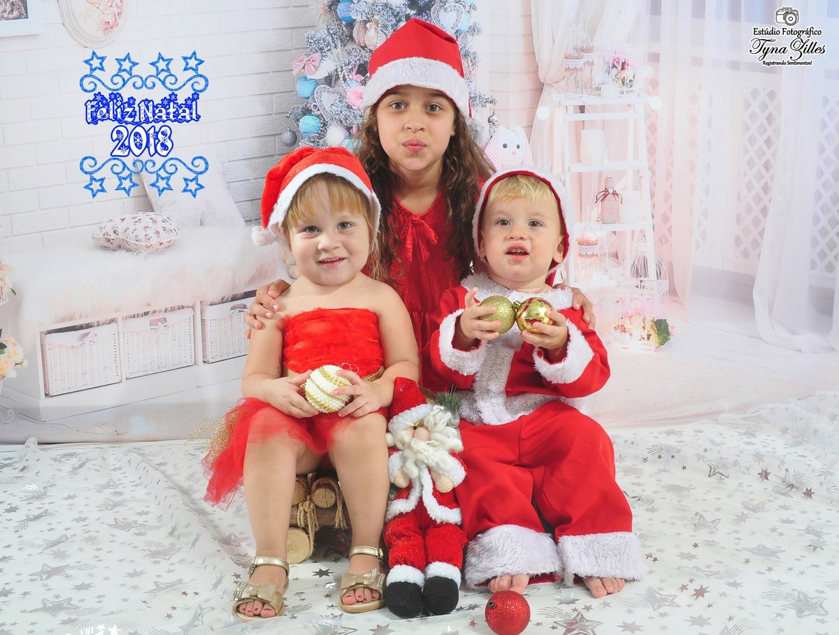 natal-2018-criancas-bebes-christmas-baby-children-foto-estudio-studio-alegria-amor-presente-papai-noel