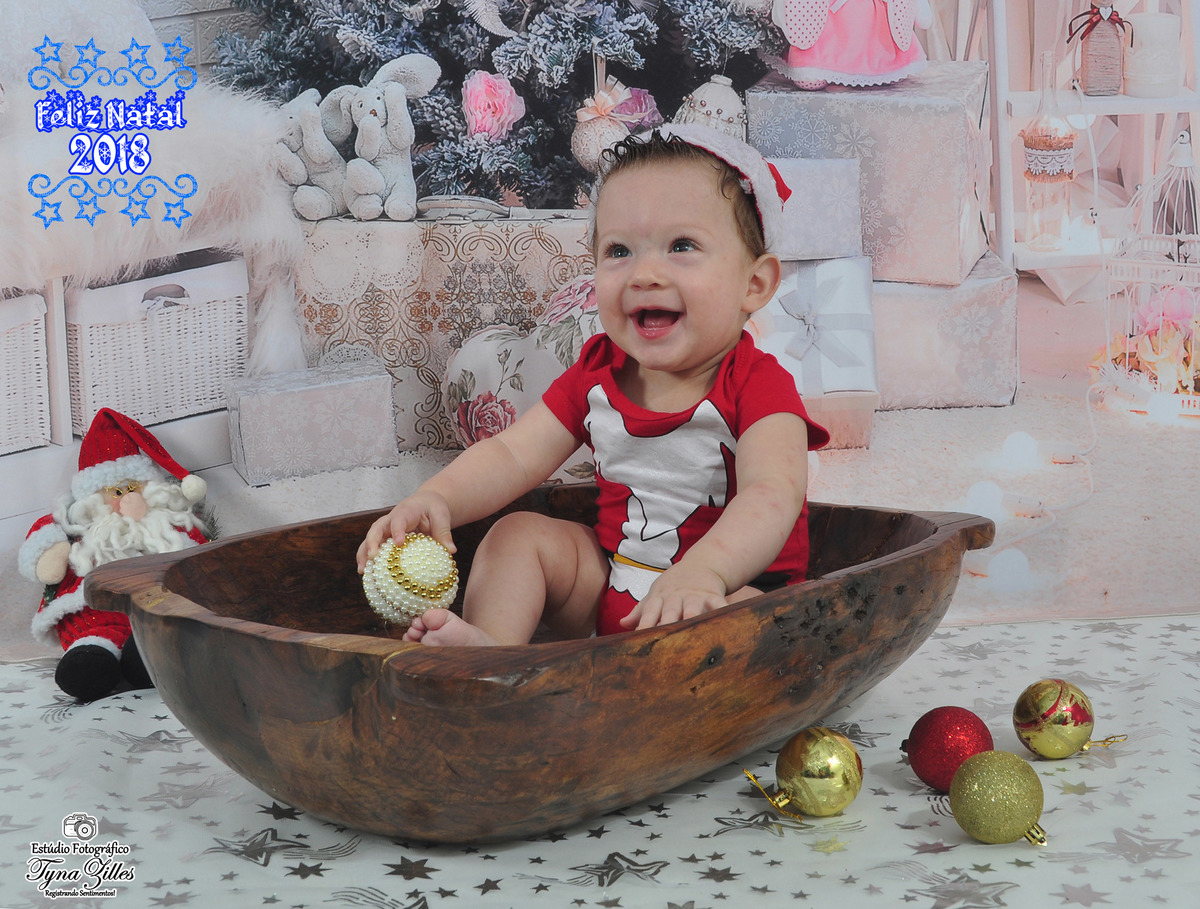 natal-2018-criancas-bebes-christmas-baby-children-foto-estudio-studio-alegria-amor-presente-papai-noel