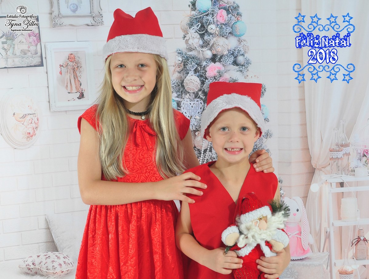 natal-2018-criancas-bebes-christmas-baby-children-foto-estudio-studio-alegria-amor-presente-papai-noel