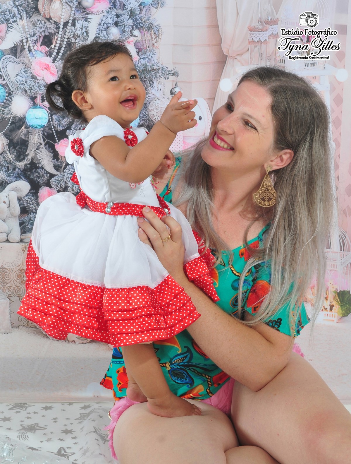 natal-2018-criancas-bebes-christmas-baby-children-foto-estudio-studio-alegria-amor-presente-papai-noel