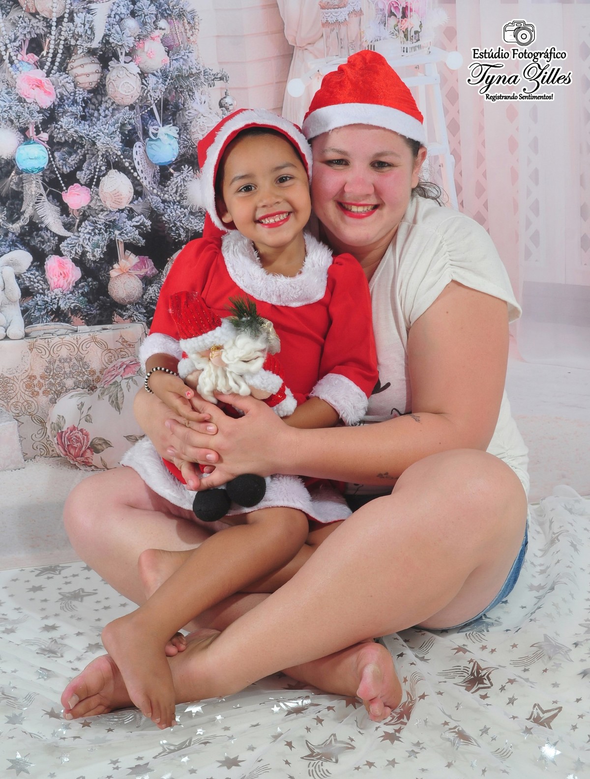 natal-2018-criancas-bebes-christmas-baby-children-foto-estudio-studio-alegria-amor-presente-papai-noel