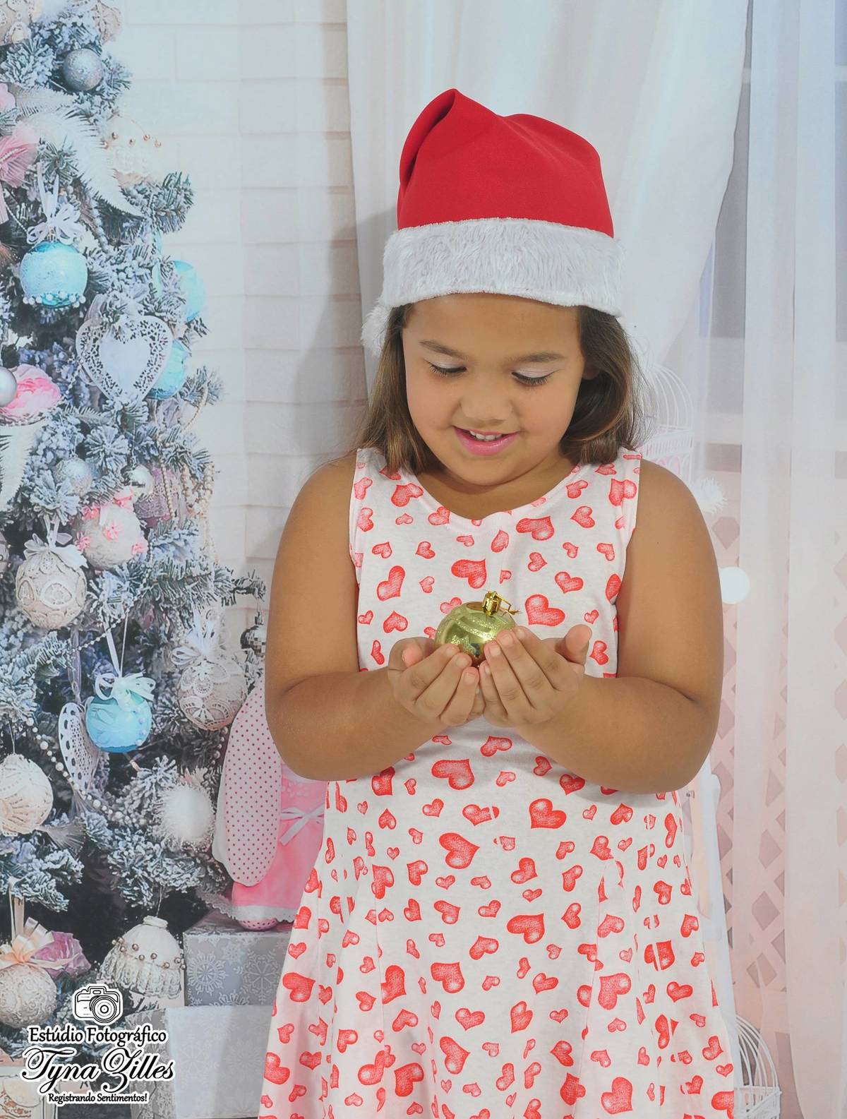 natal-2018-criancas-bebes-christmas-baby-children-foto-estudio-studio-alegria-amor-presente-papai-noel