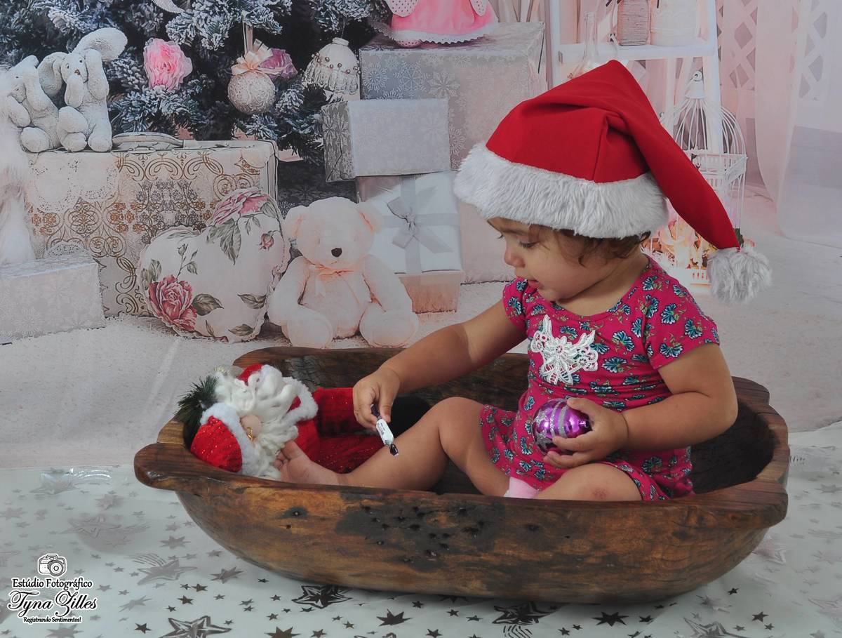 natal-2018-criancas-bebes-christmas-baby-children-foto-estudio-studio-alegria-amor-presente-papai-noel