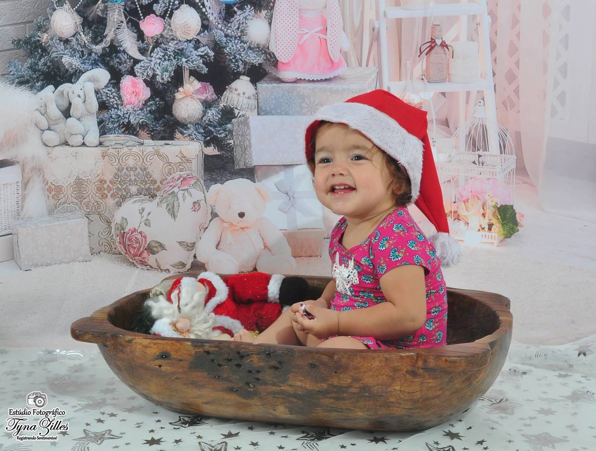 natal-2018-criancas-bebes-christmas-baby-children-foto-estudio-studio-alegria-amor-presente-papai-noel