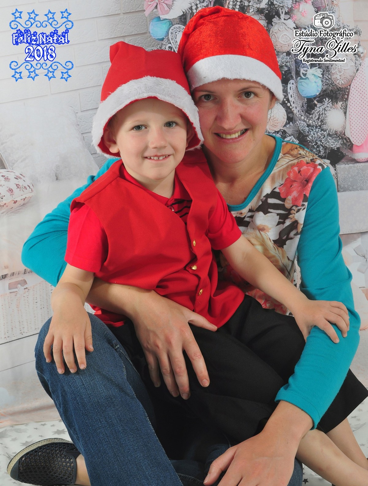 natal-2018-criancas-bebes-christmas-baby-children-foto-estudio-studio-alegria-amor-presente-papai-noel