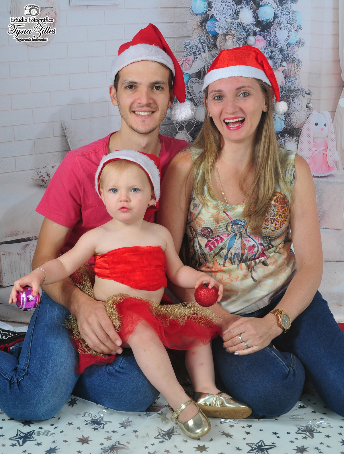natal-2018-criancas-bebes-christmas-baby-children-foto-estudio-studio-alegria-amor-presente-papai-noel