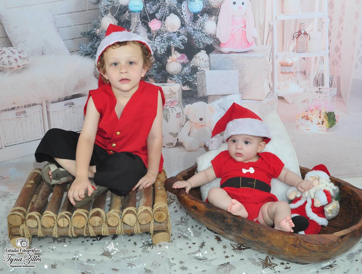natal-2018-criancas-bebes-christmas-baby-children-foto-estudio-studio-alegria-amor-presente-papai-noel