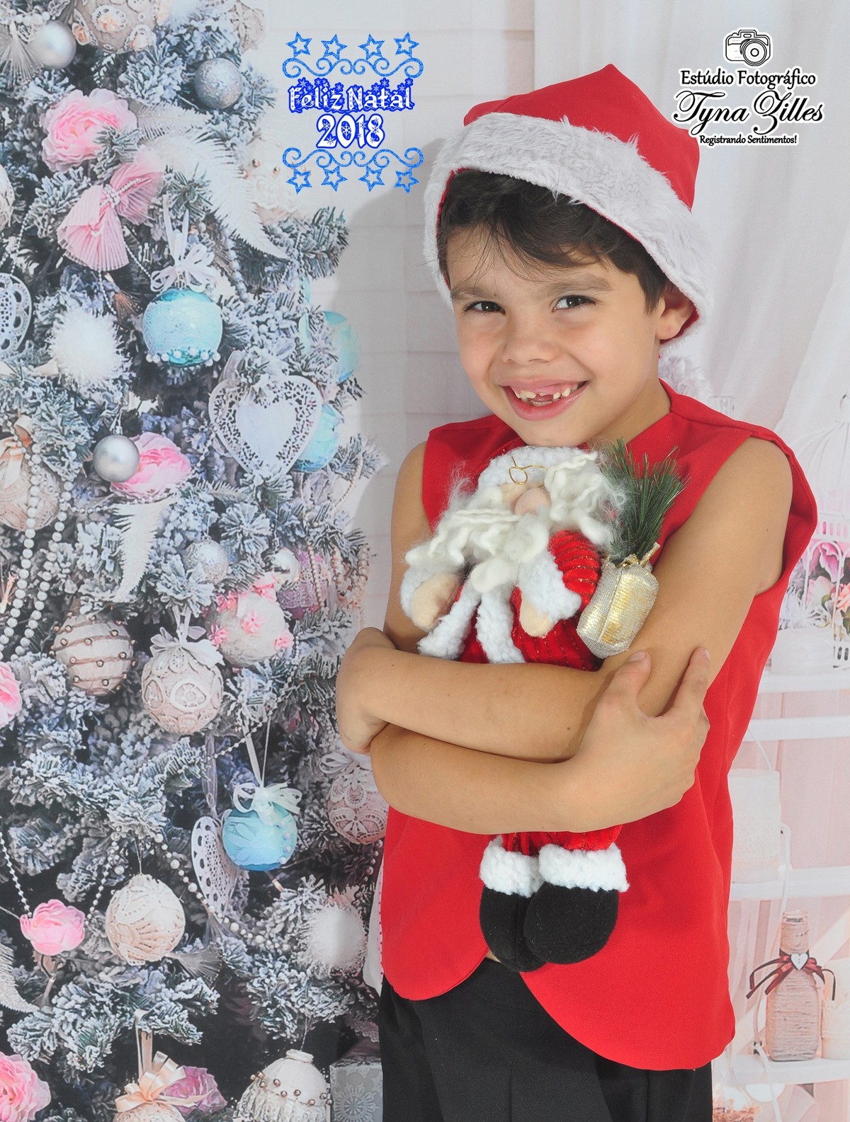 natal-2018-criancas-bebes-christmas-baby-children-foto-estudio-studio-alegria-amor-presente-papai-noel