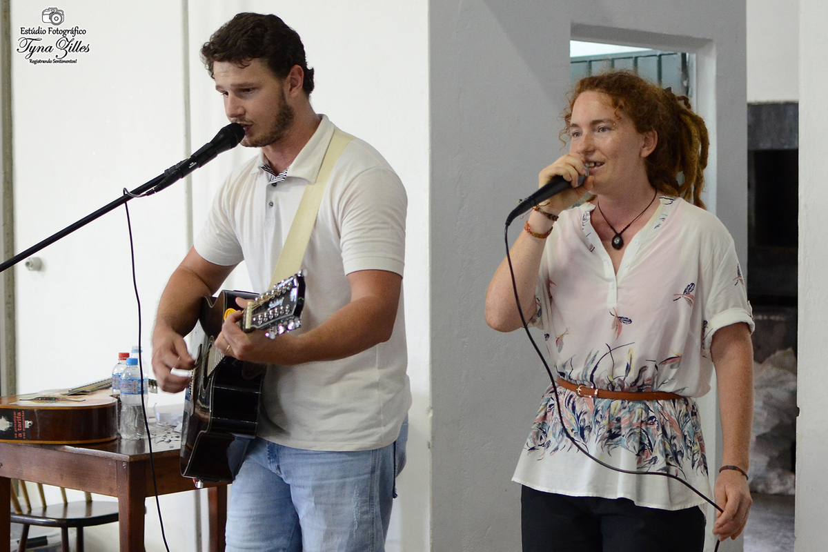 encontro-familia-festa-familiares-irmaos-tios-sobrinhos-revelação-fotos-na-hora