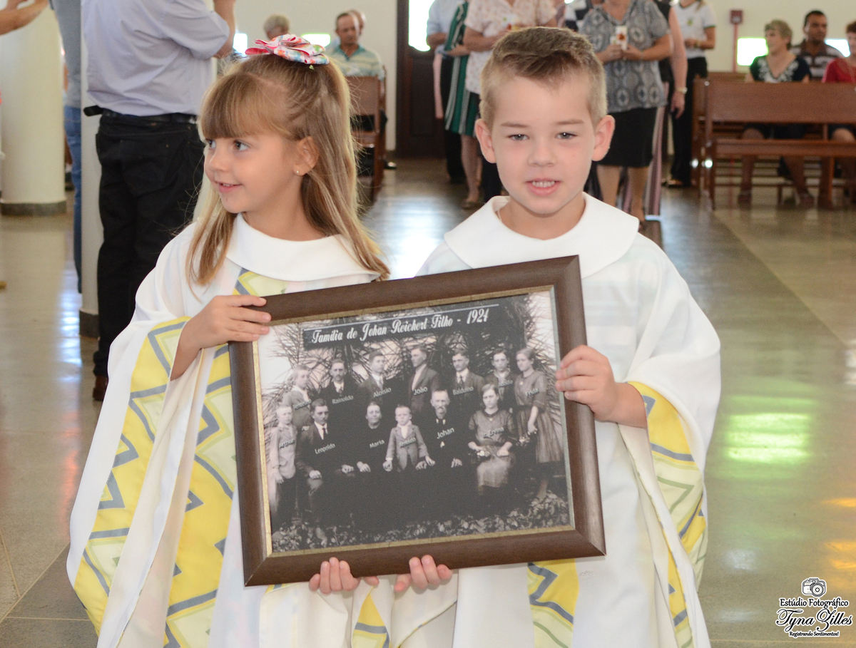 encontro-familia-festa-familiares-irmaos-tios-sobrinhos-revelação-fotos-na-hora