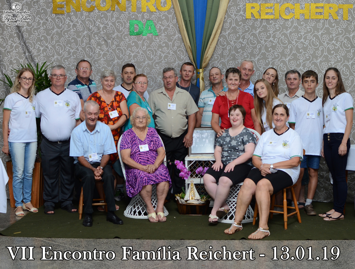 encontro-familia-festa-familiares-irmaos-tios-sobrinhos-revelação-fotos-na-hora
