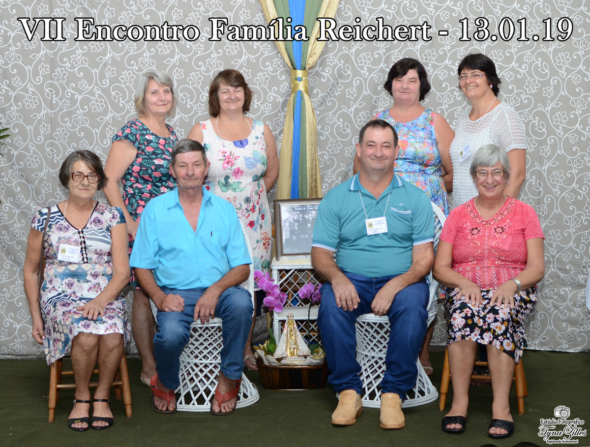 encontro-familia-festa-familiares-irmaos-tios-sobrinhos-revelação-fotos-na-hora