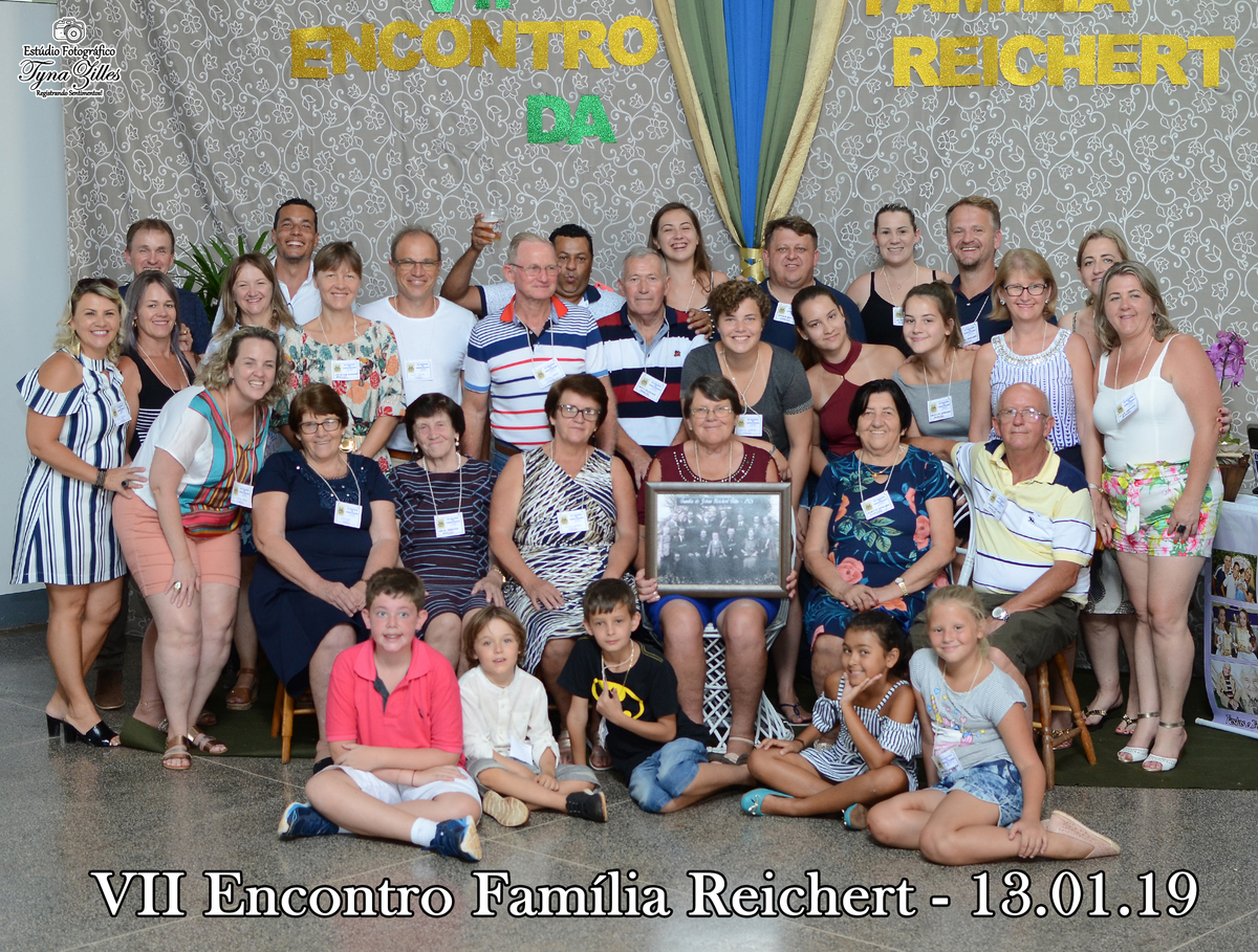 encontro-familia-festa-familiares-irmaos-tios-sobrinhos-revelação-fotos-na-hora