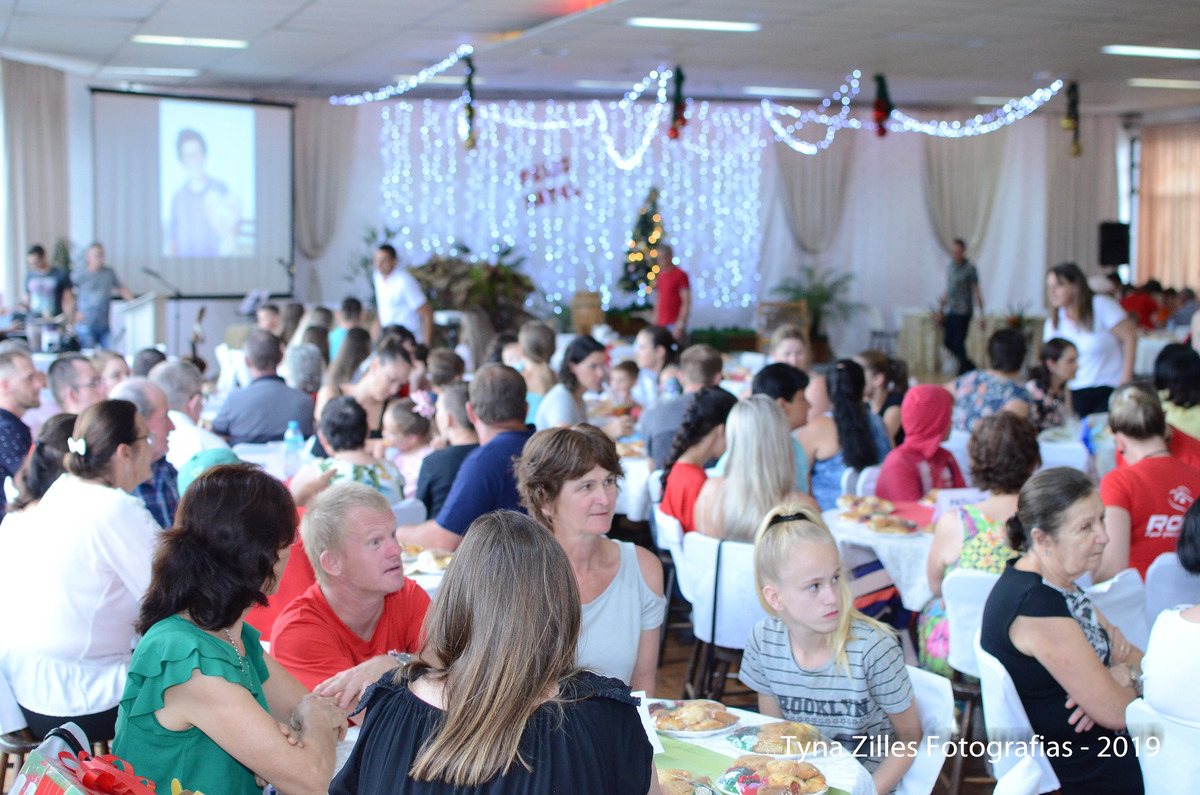 natal-apae-itapiranga-fotos-serviço-social-caridade-alunos-especiais-tyna-zilles-fotografias-foógrafa