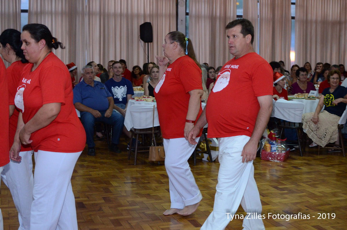natal-apae-itapiranga-fotos-serviço-social-caridade-alunos-especiais-tyna-zilles-fotografias-foógrafa